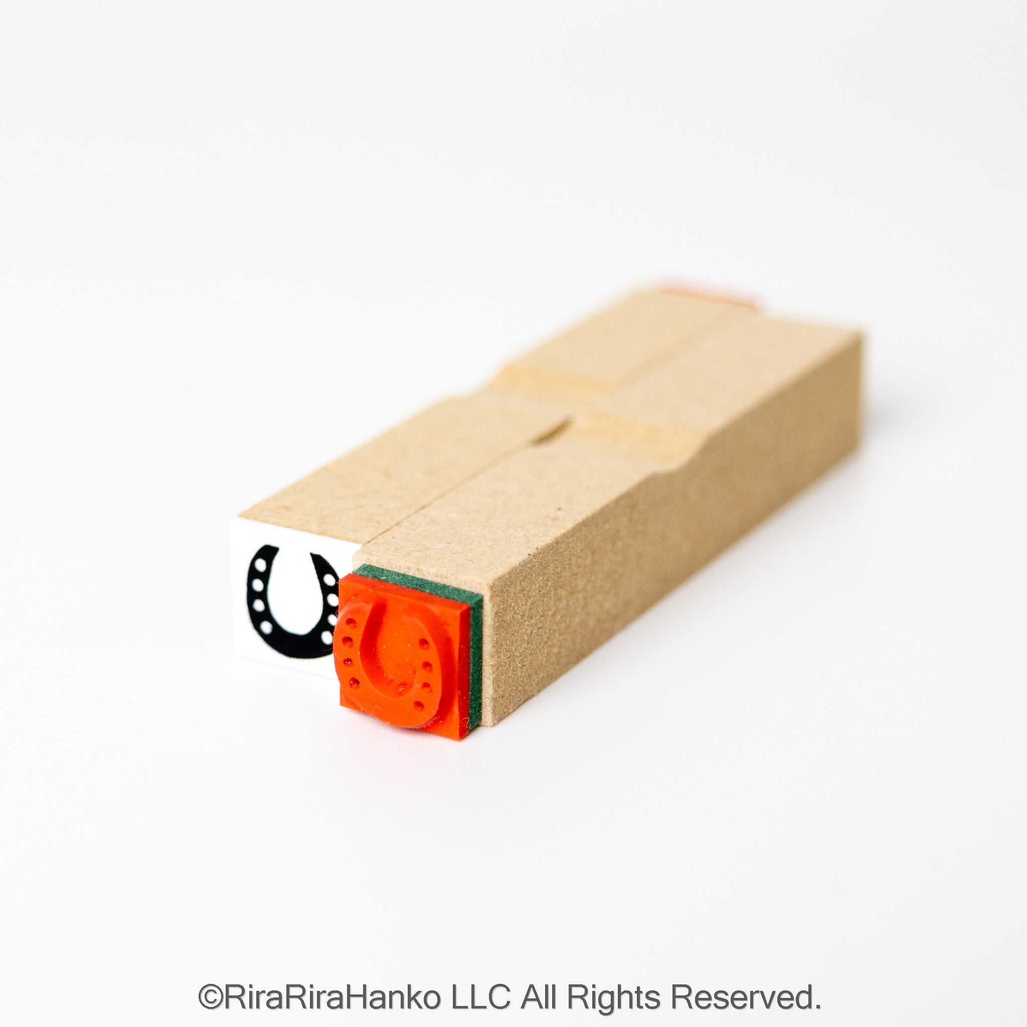 Horseshoe – 【Lucky Motif】