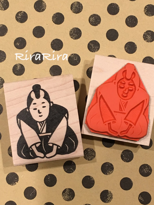 Humble Kneeling Bow Samurai