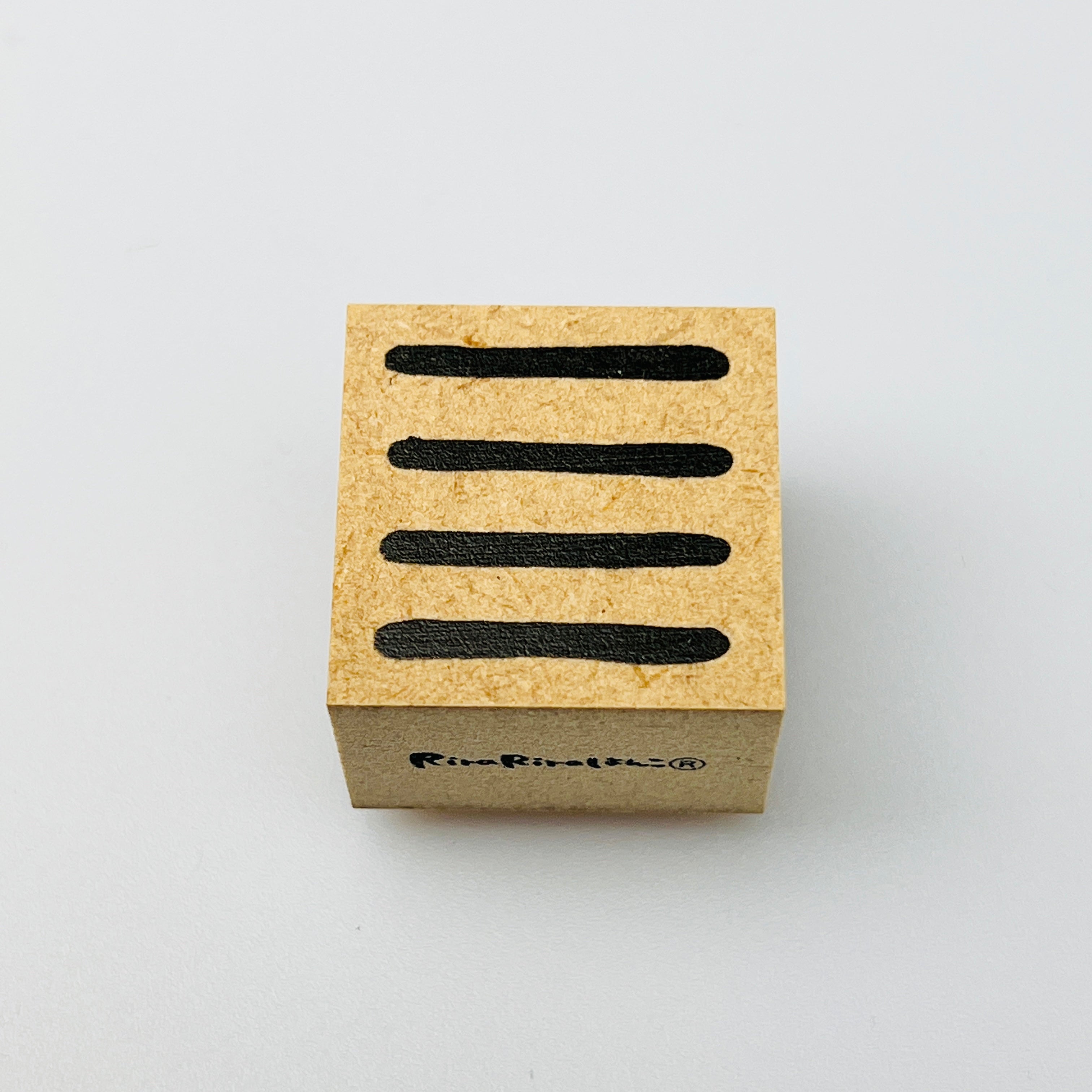 Pattern Stamp (Wavy Stripes)