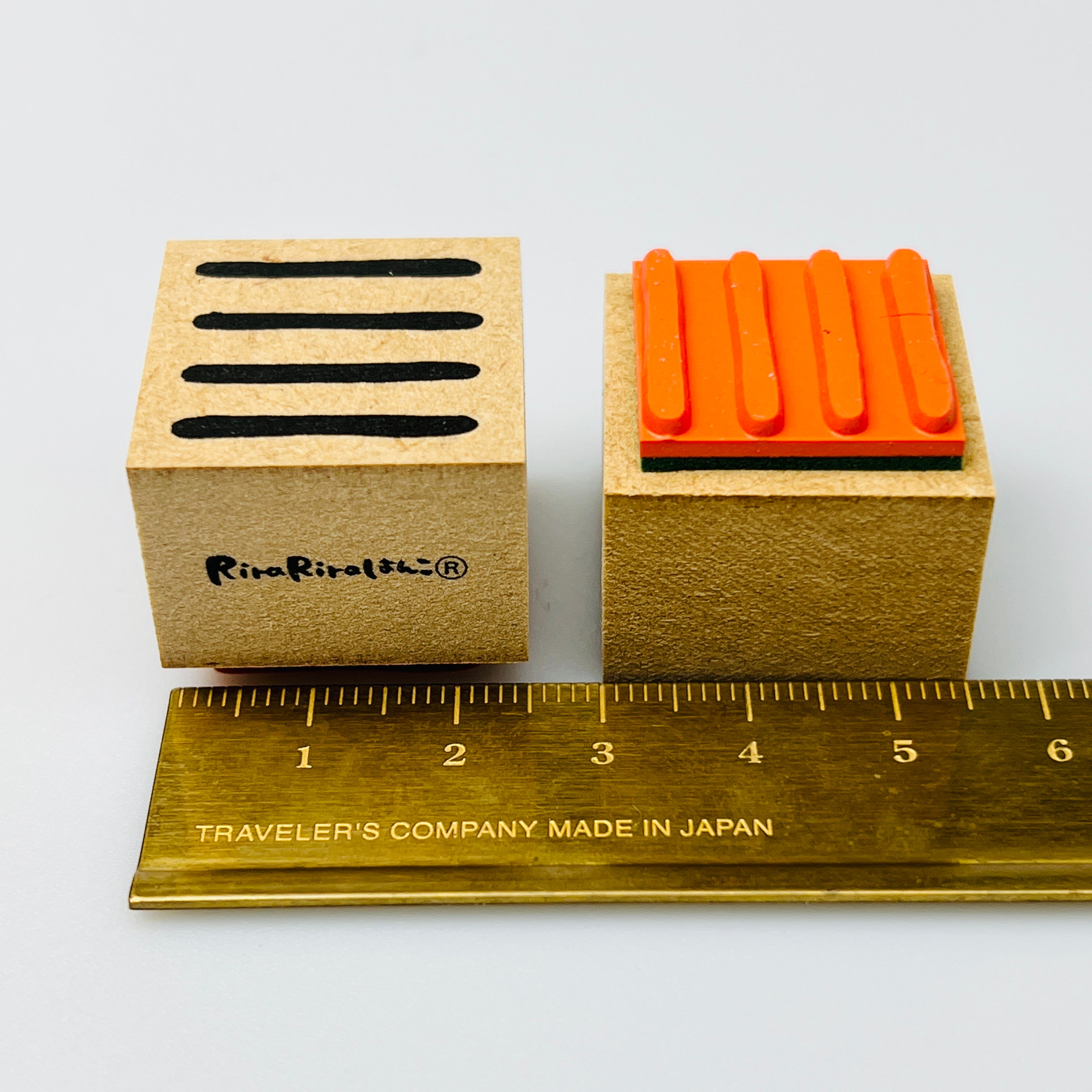 Pattern Stamp (Wavy Stripes)