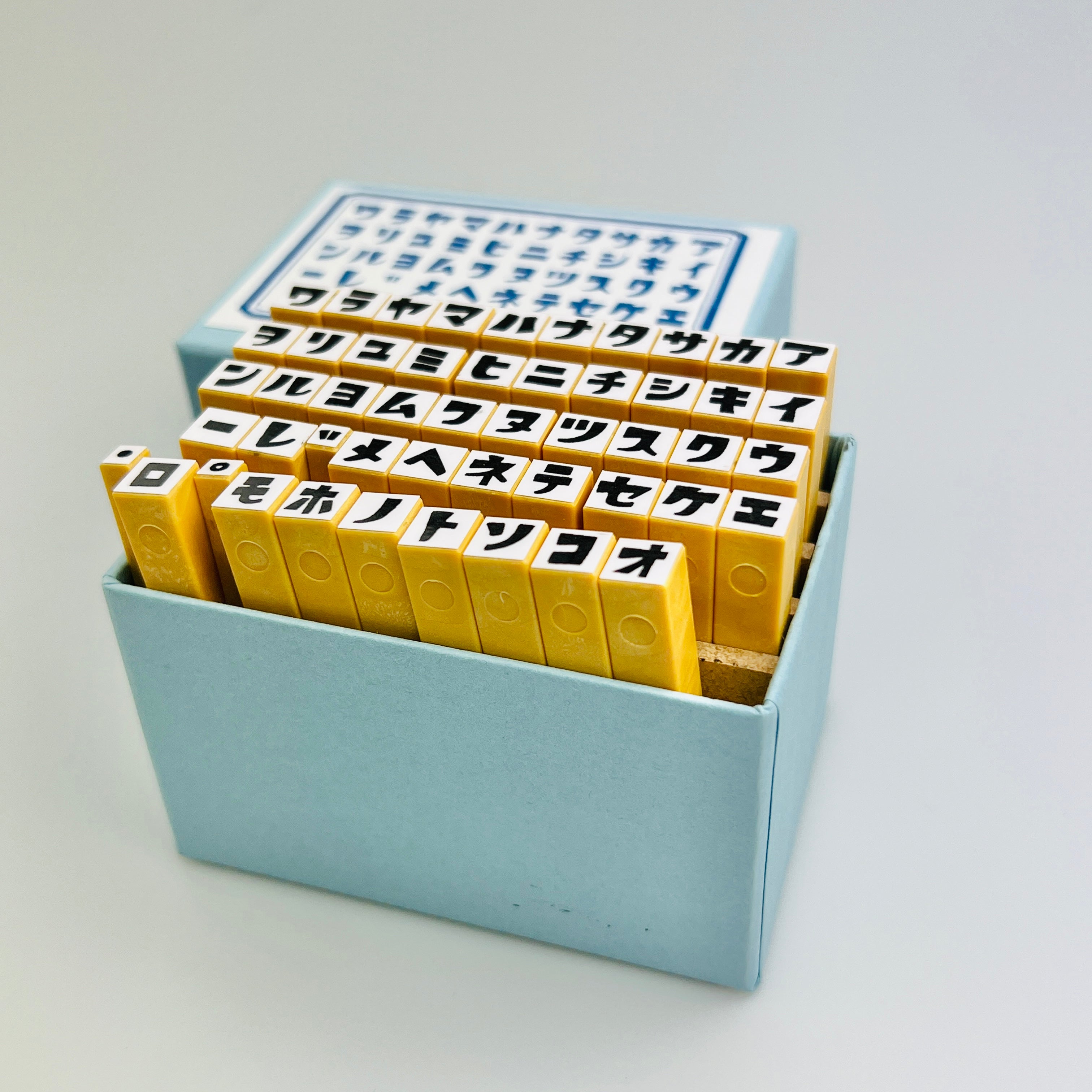 Rira Characters Katakana 50 Sounds Set (Boxed)