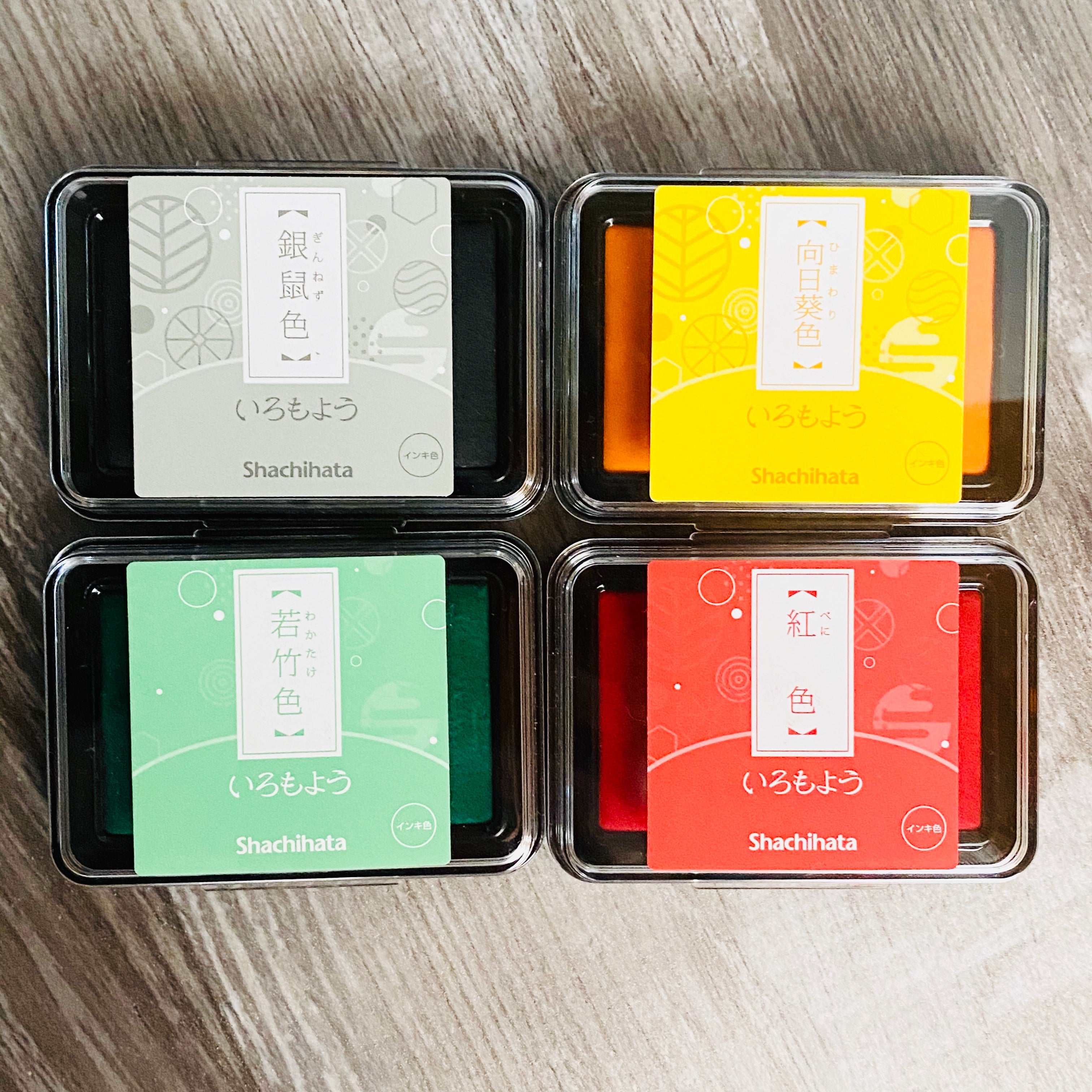 Iro-Moyou Christmas - 4 Color Set