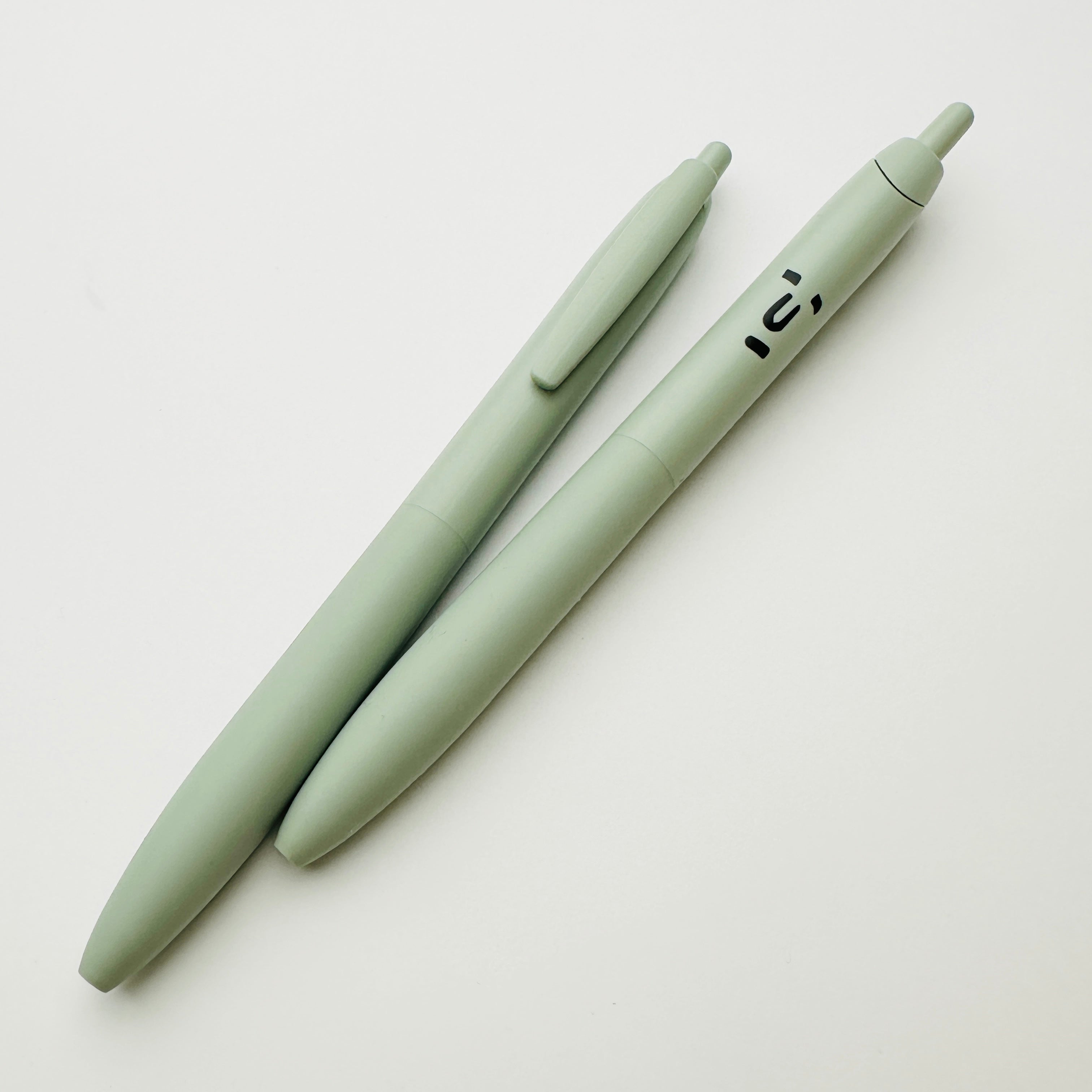 【発売開始予定2024/12/1】 りらりらはんこのぺんくんぺん　Pen-kun（JETSTREAM Lite 0.5ｍｍ）