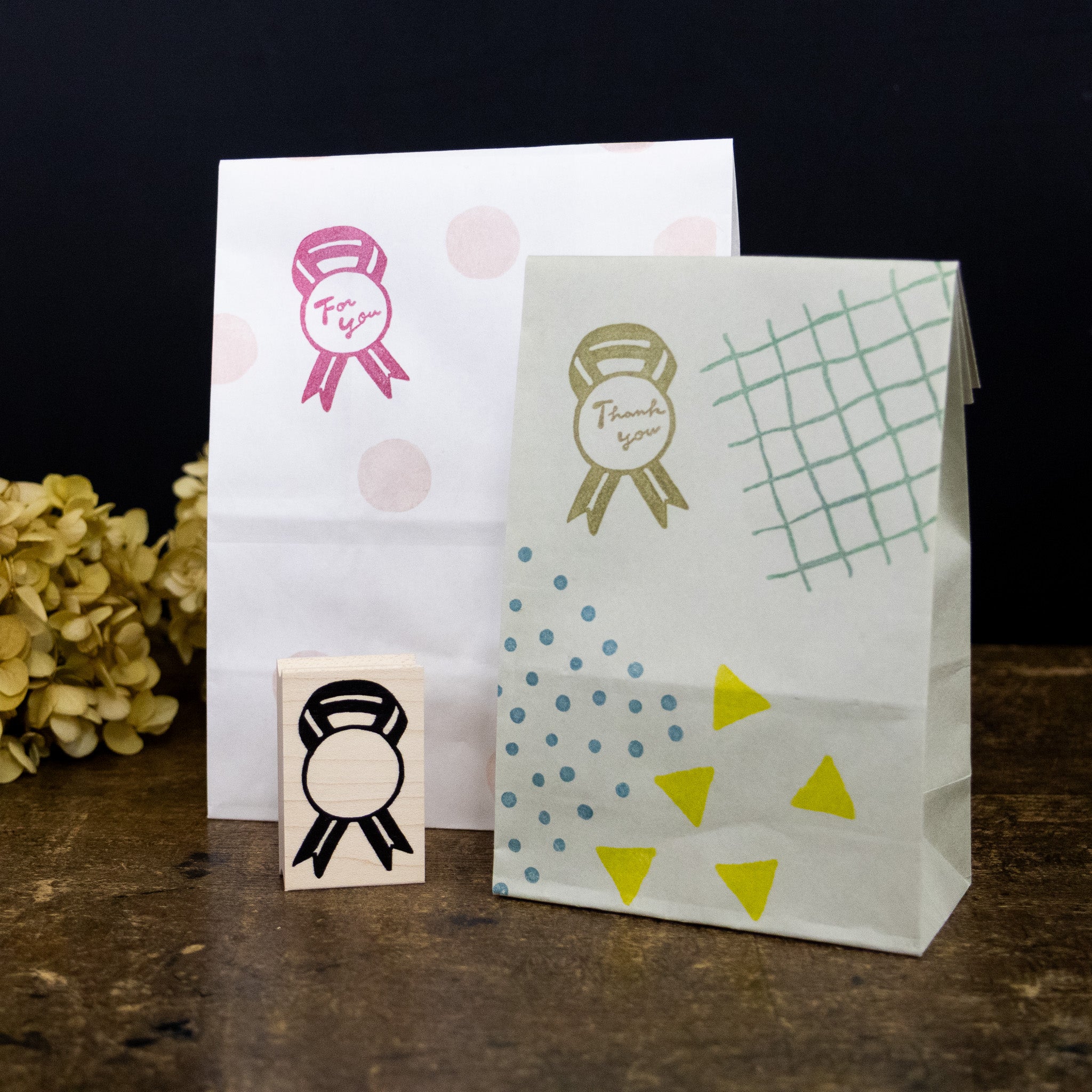Ribbon shaped sticker